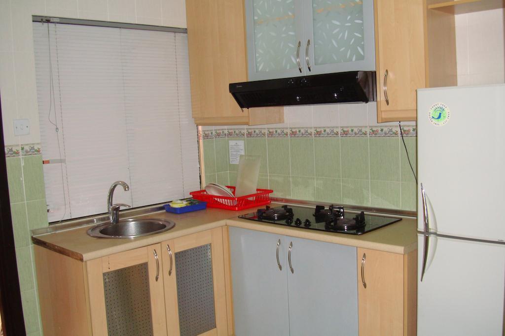 Dorcas Service Apartment - Marina Court Kota Kinabalu Zimmer foto